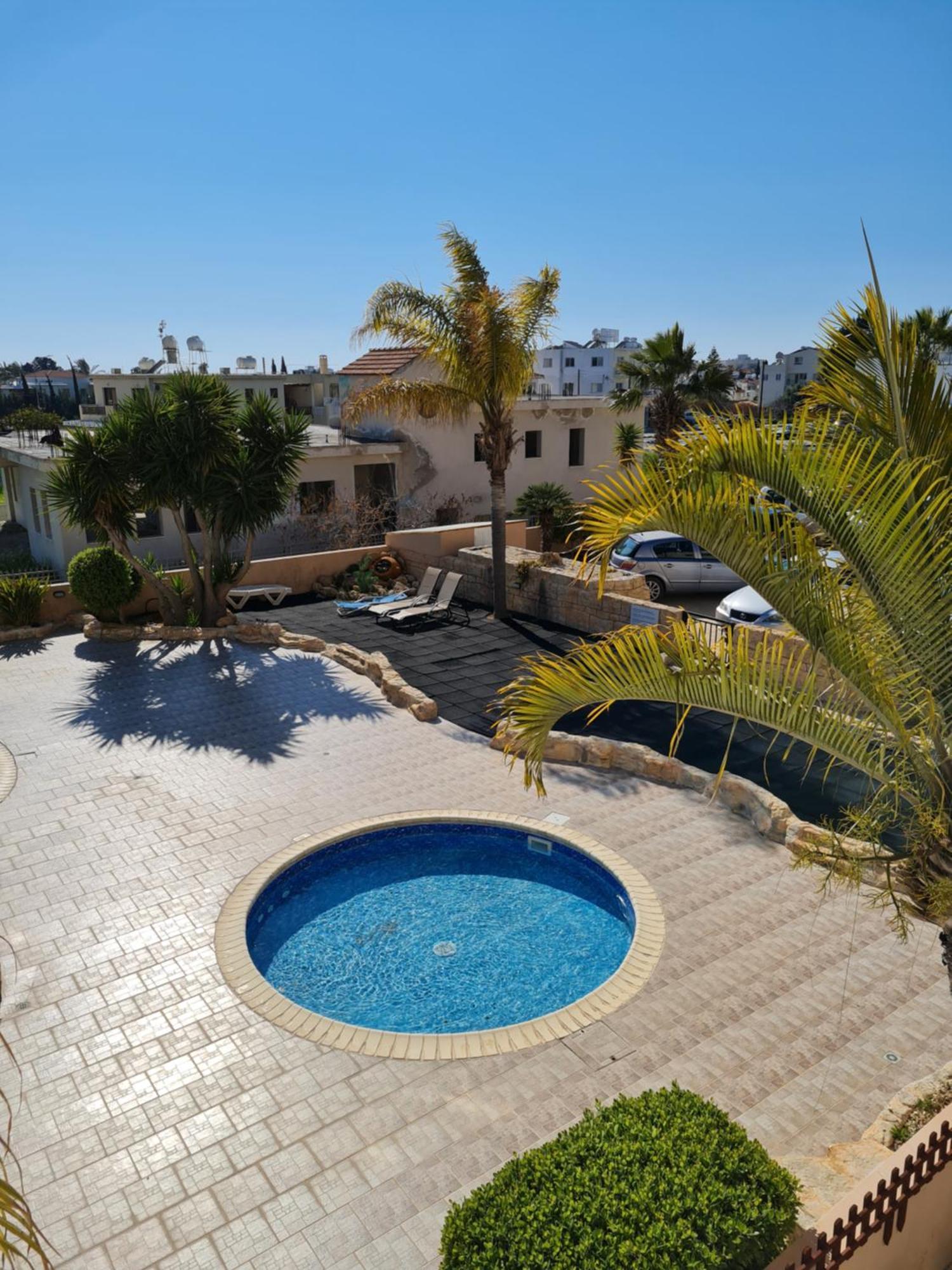 Michaela'S Apartment Paphos Eksteriør billede